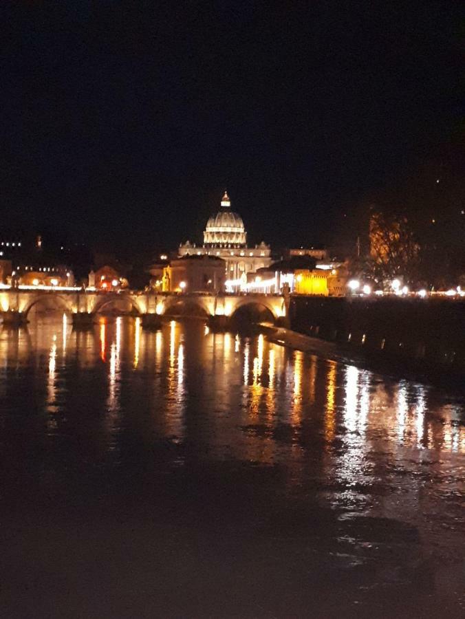 Fotofever Apt, Two Bedrooms With Air Conditioned In Elegant Shopping Area, Close To Vatican City Rom Eksteriør billede